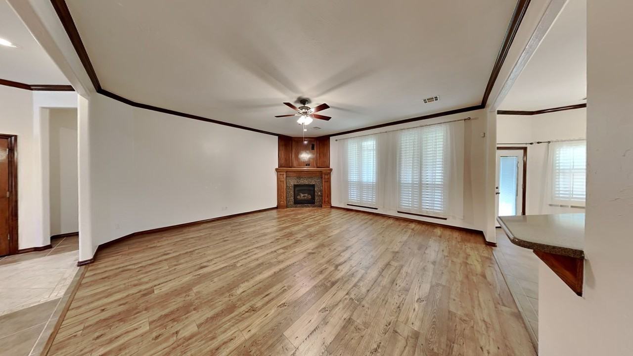 9200 Stacy Lynn Ln - Photo 5 of 22