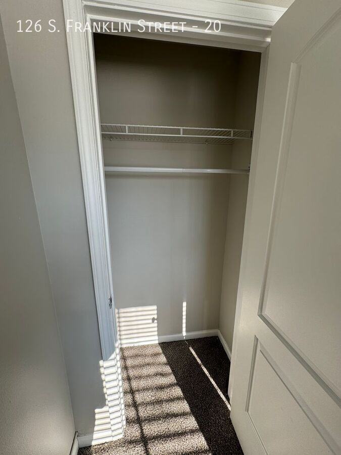 126 S Franklin St #20 - Photo 6 of 15