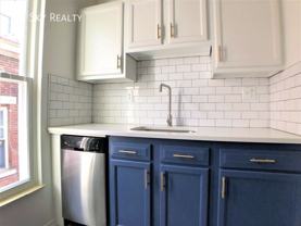 879 Oak St - Photo 1 of 1