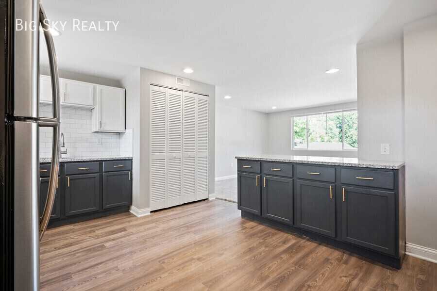 109 Shepard St #D - Photo 2 of 23