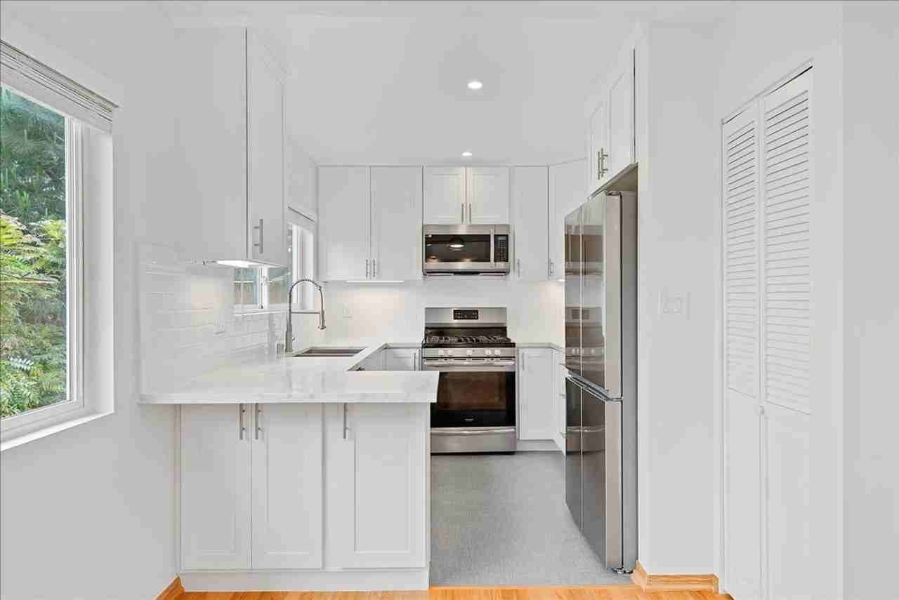 1701 Washington Way #10 - Photo 3 of 15
