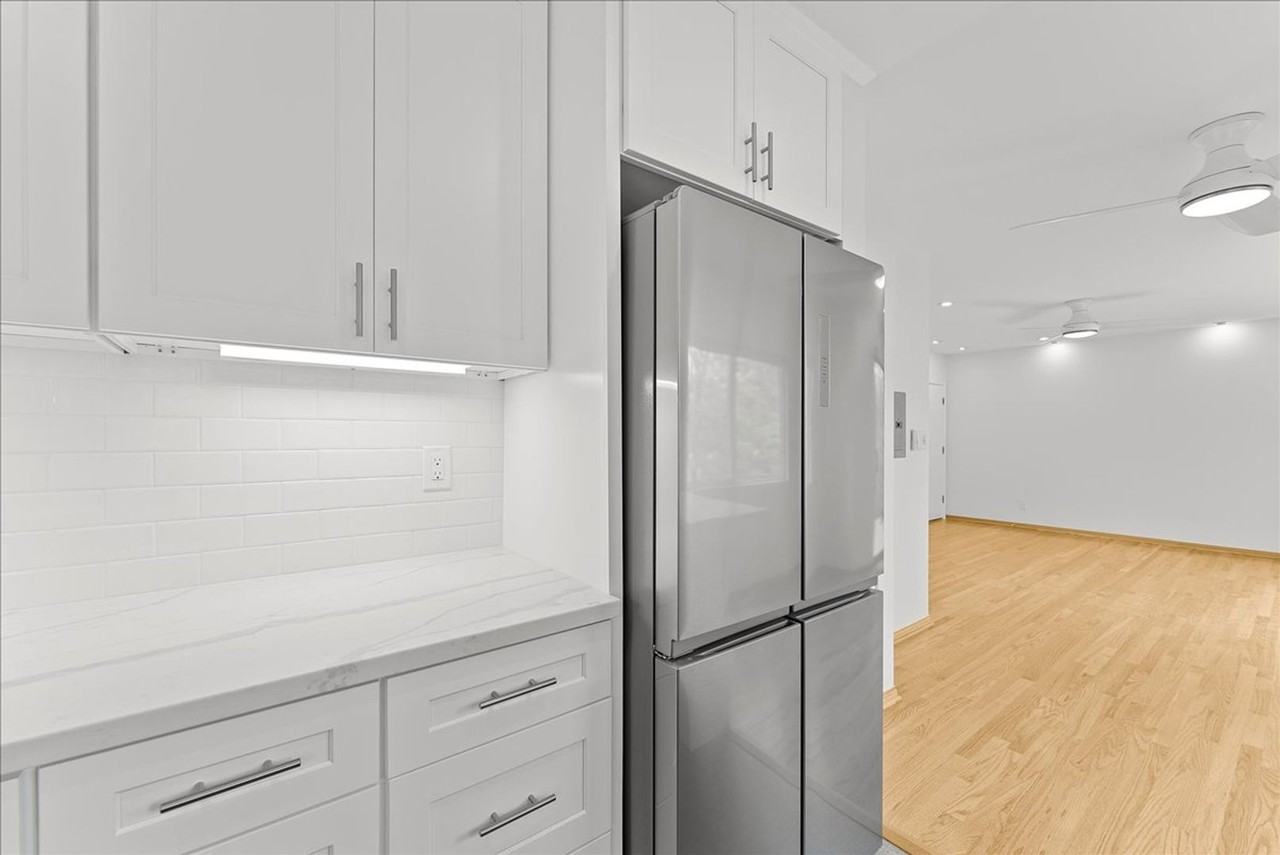 1701 Washington Way #10 - Photo 6 of 15