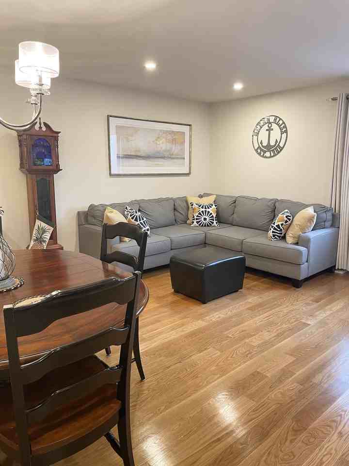 112 Swinburne Row #1 - Photo 4 of 15