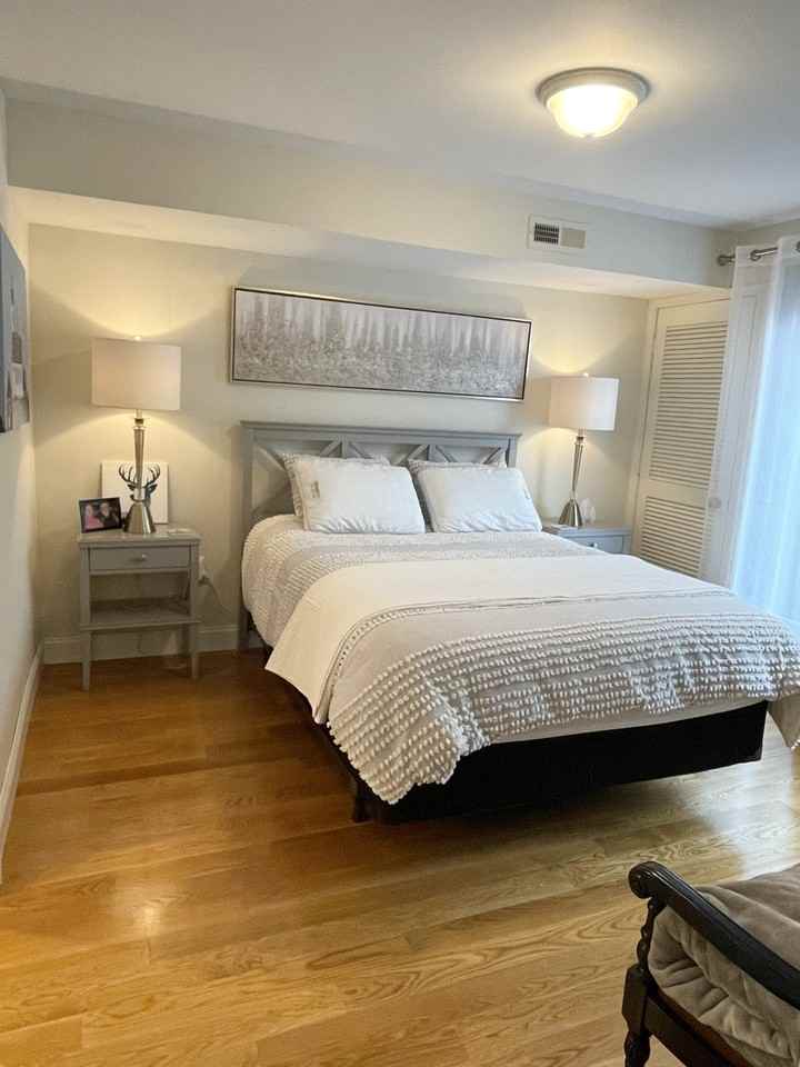 112 Swinburne Row #1 - Photo 7 of 15