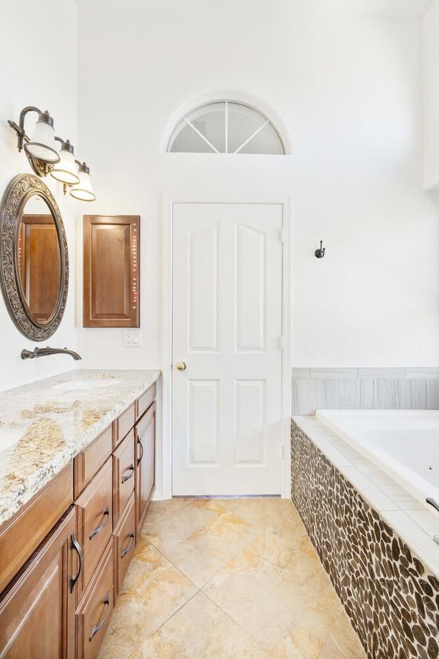 4704 E Weaver Rd #NA - Photo 6 of 50