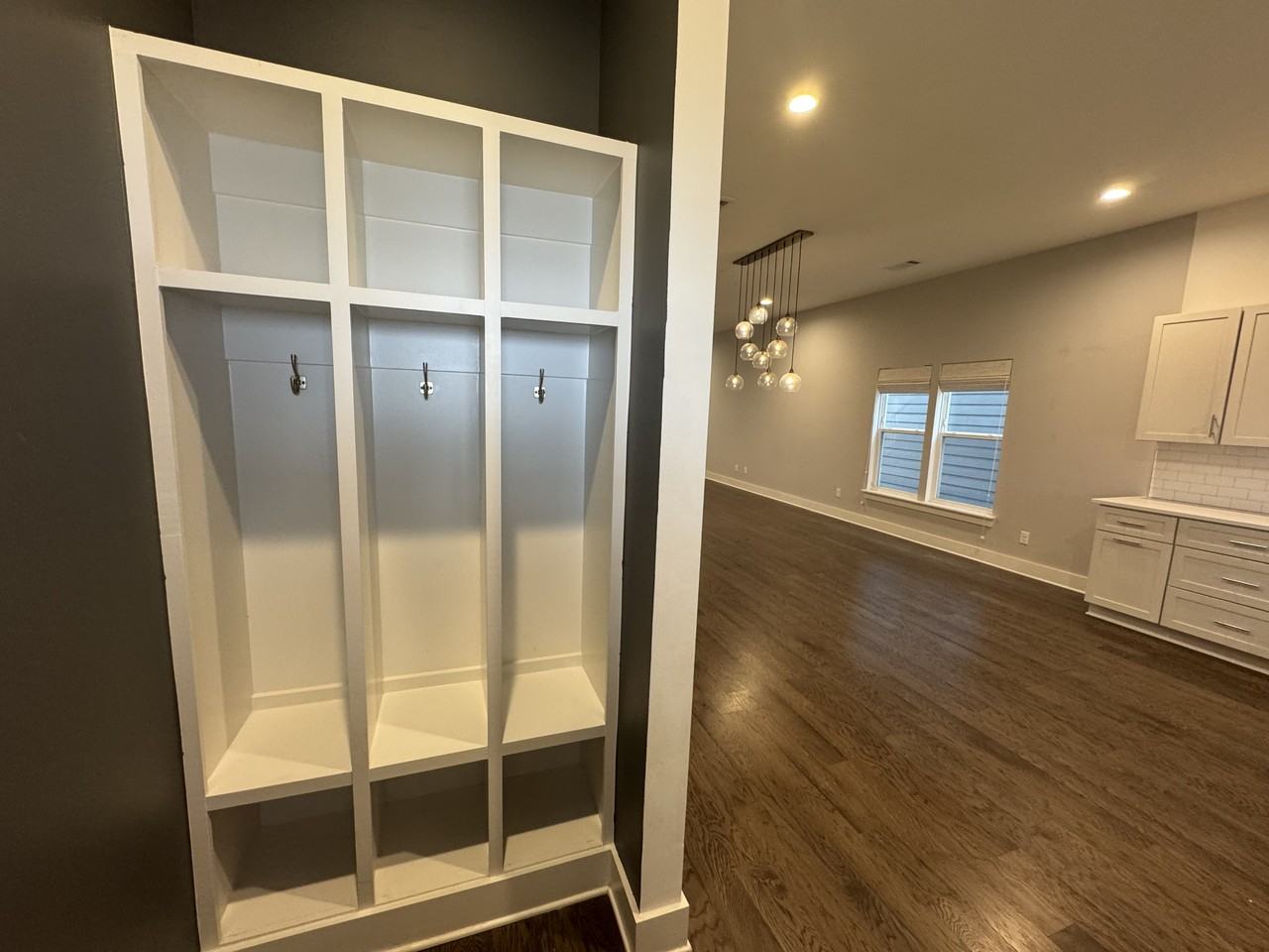1633 54th Ave N #NA - Photo 5 of 43