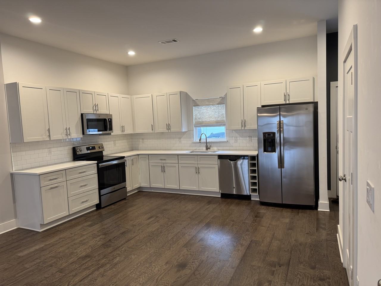 1633 54th Ave N #NA - Photo 6 of 43