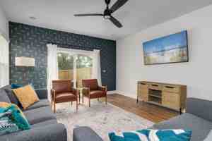 featured image of 736 10th Ave S #NA