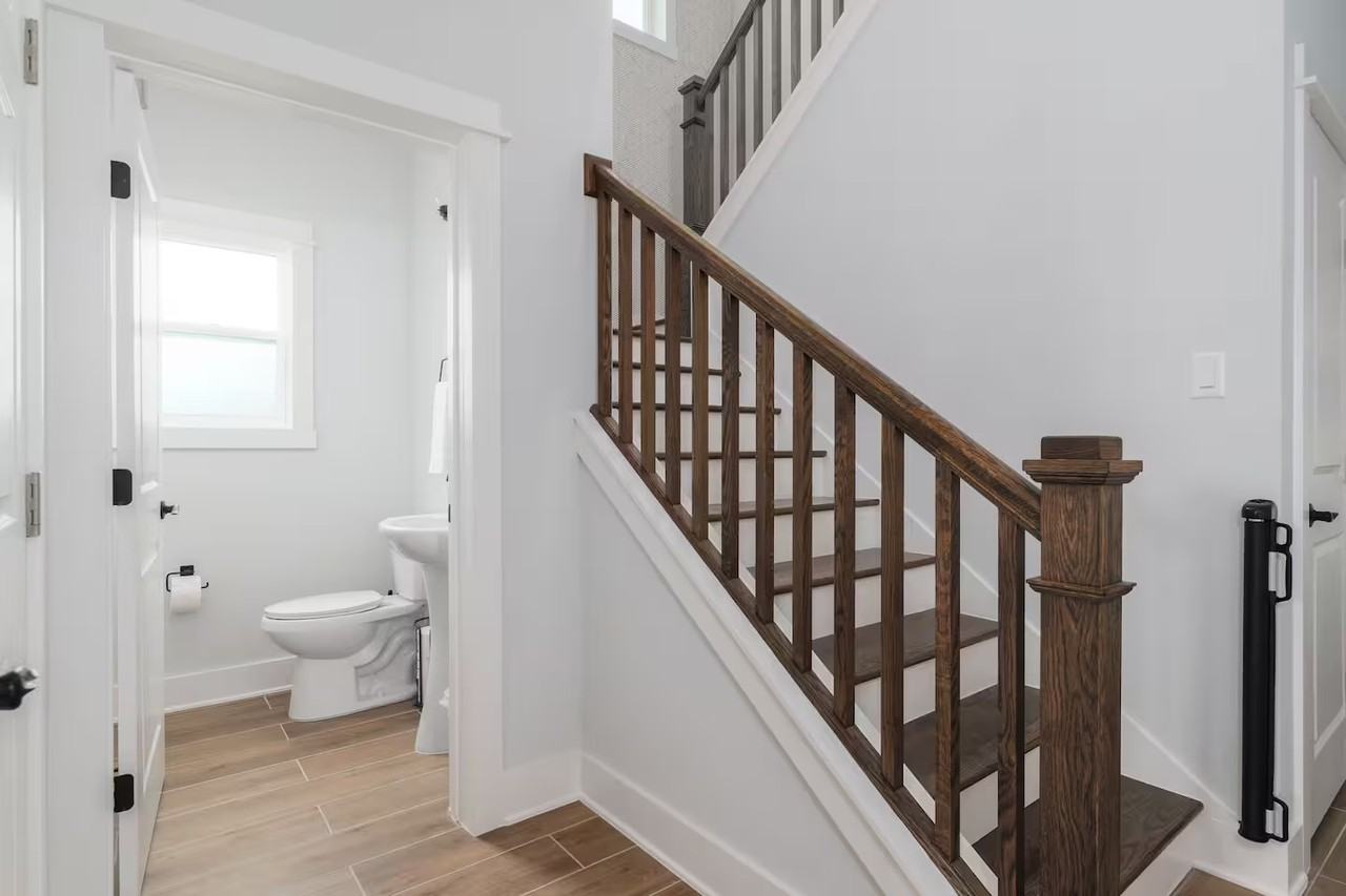 736 10th Ave S #NA - Photo 6 of 21
