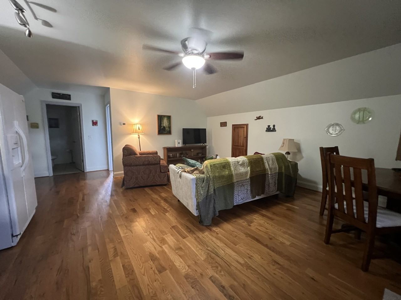 124 Tignall Rd #NA - Photo 3 of 6