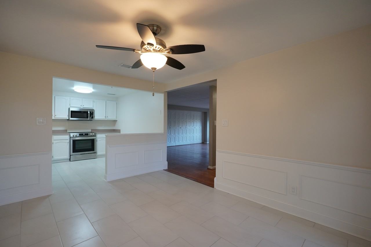 4481 S Buffalo St #5 - Photo 4 of 8