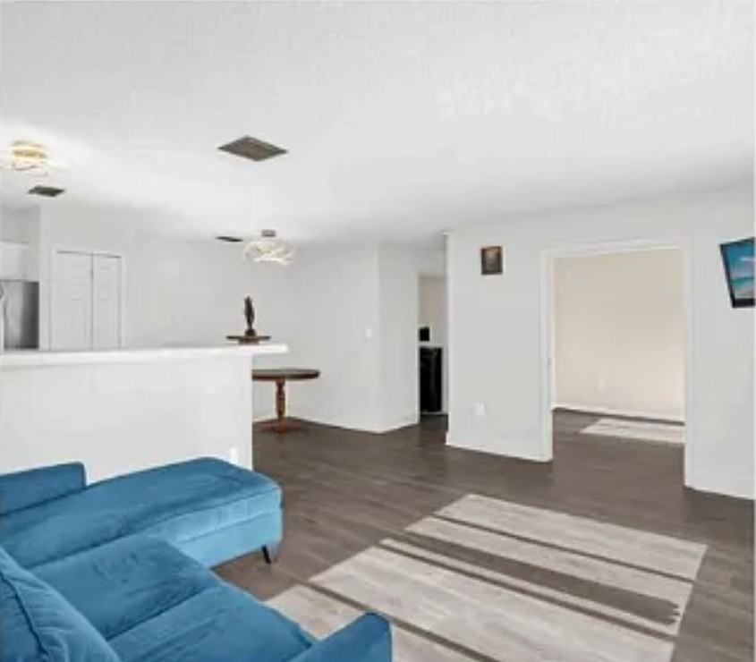 1121 Spring Meadow Dr #1121 - Photo 2 of 9