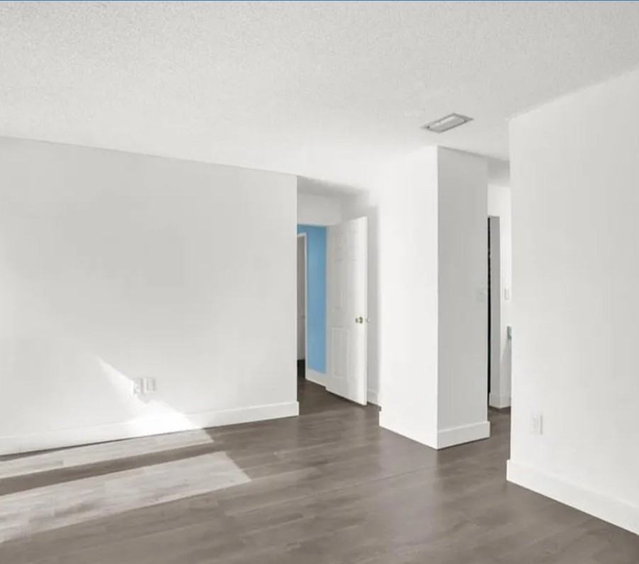 1121 Spring Meadow Dr #1121 - Photo 7 of 9