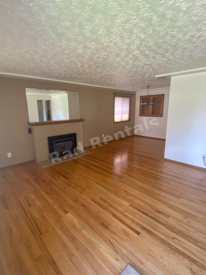 6721 N Stevens St #NA - Photo 2 of 18