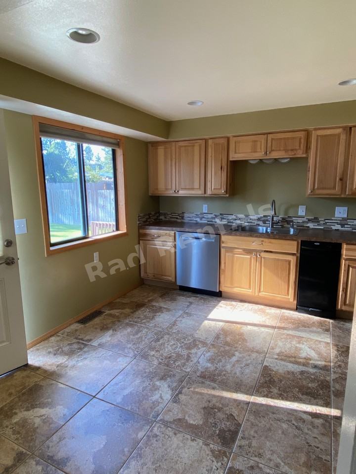 6721 N Stevens St #NA - Photo 5 of 18