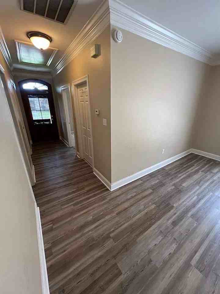 5557 Arialo Dr - Photo 5 of 36