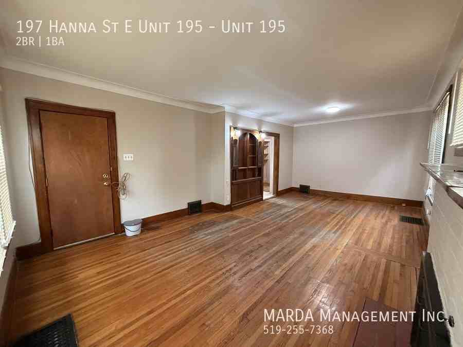 197 Hanna St E Unit 195 #195 - Photo 5 of 27