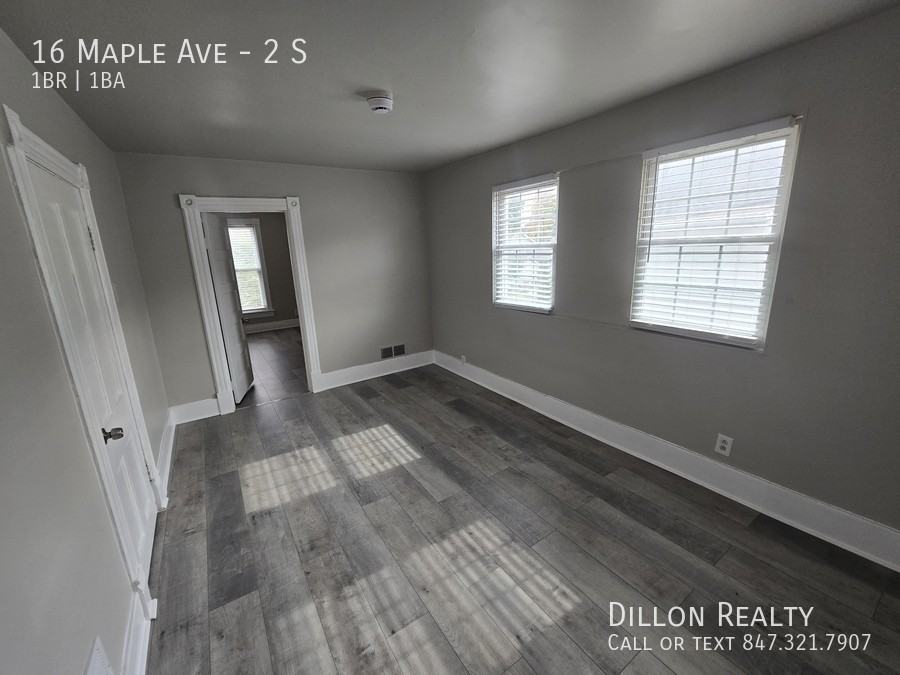 16 S Maple Ave #2S - Photo 3 of 11