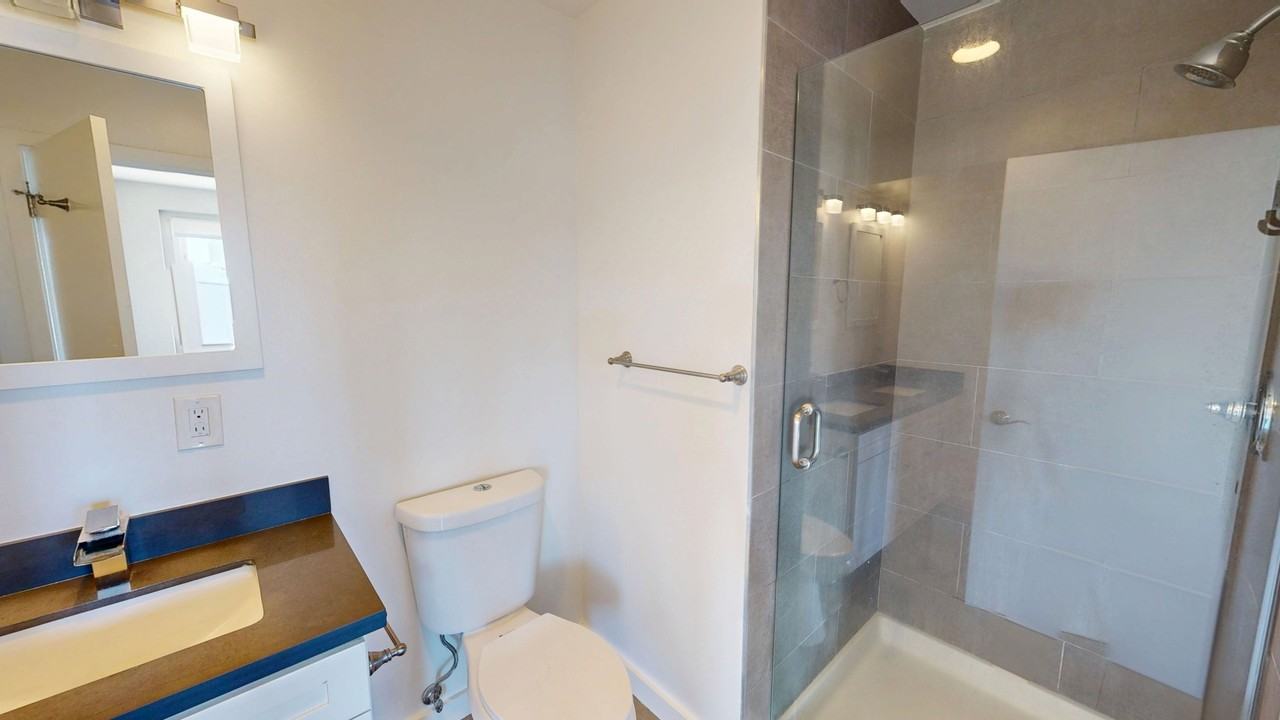 1735 Van Ness Avenue - Photo 5 of 47