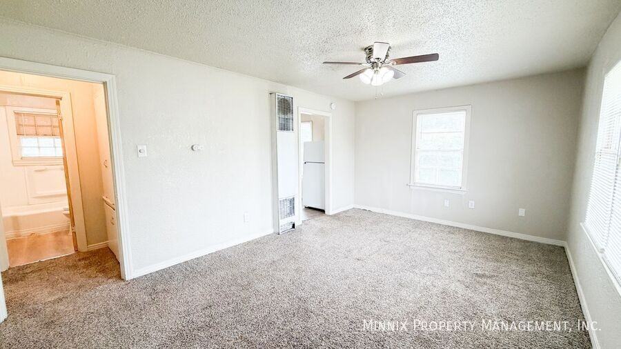 512 39th St - Photo 3 of 12