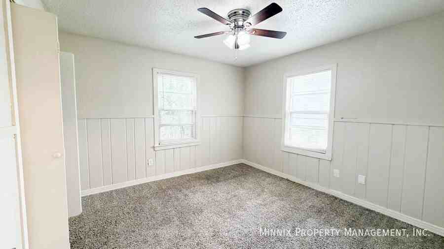 512 39th St - Photo 5 of 12