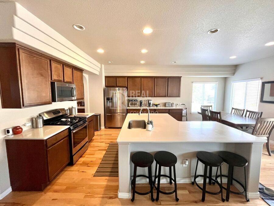 5188 Monarch Crest Way - Photo 5 of 20