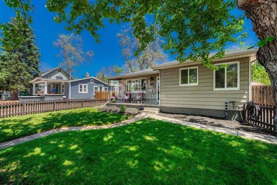 4252 S Logan St - Photo 4 of 43