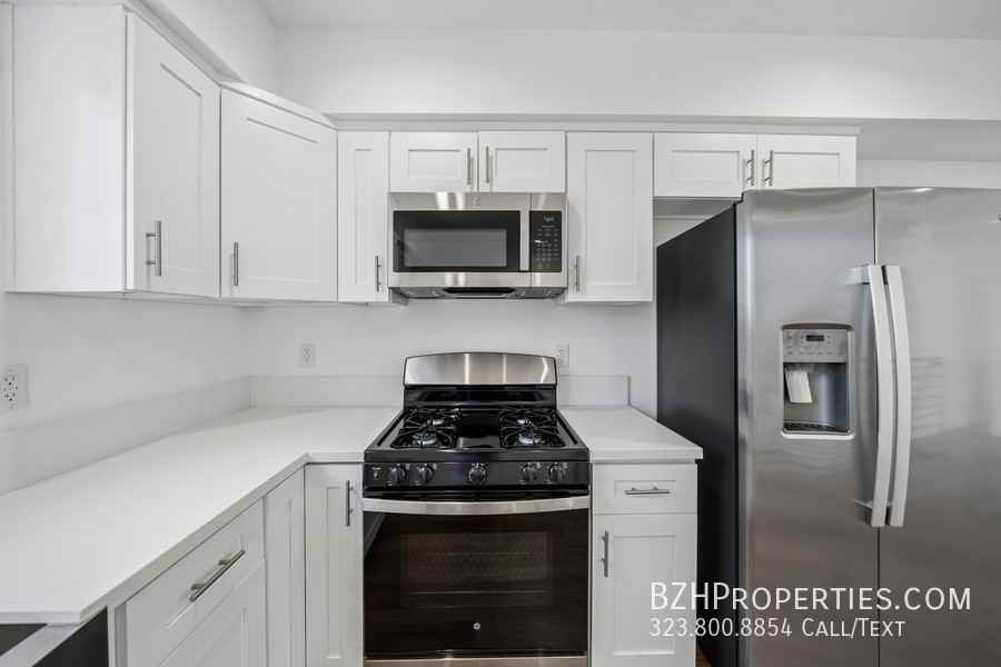 6334 Beck - Photo 6 of 50