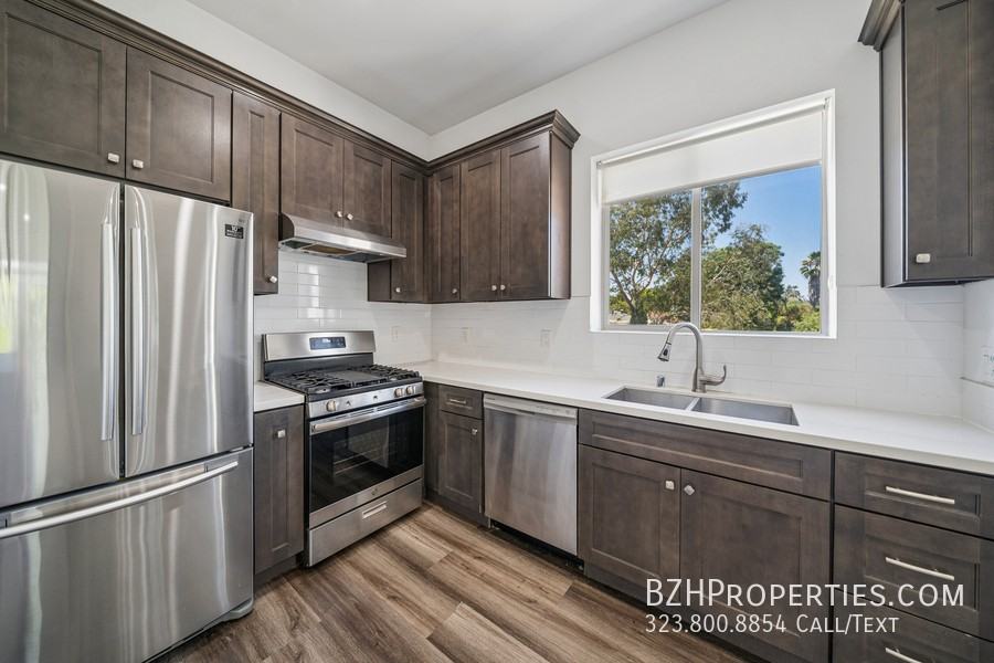 6002 Klump Ave #6 - Photo 5 of 50
