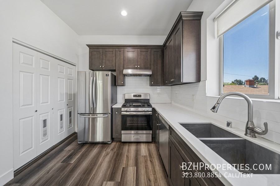 6002 Klump Ave #6 - Photo 6 of 50