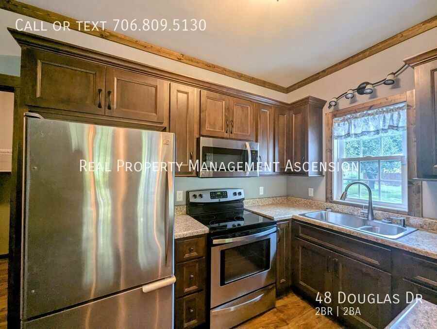 48 Douglas Dr - Photo 2 of 15