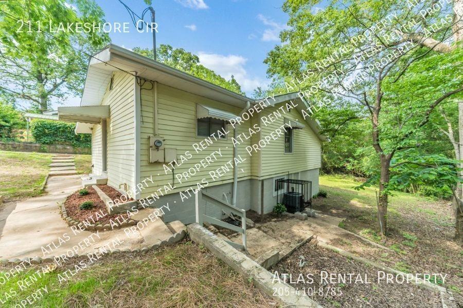 211 Lakeshore Cir - Photo 5 of 22