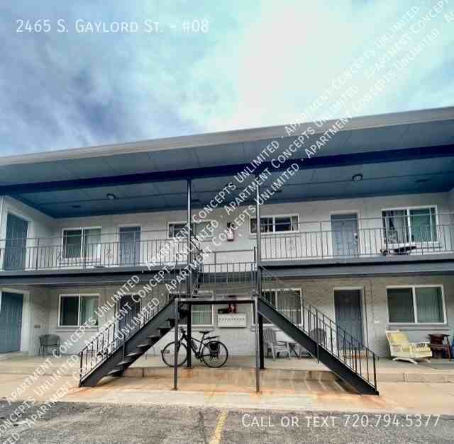 2465 S Gaylord St #08 - Photo 2 of 7