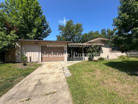 1038 La Marche Dr - Photo 1 of 1