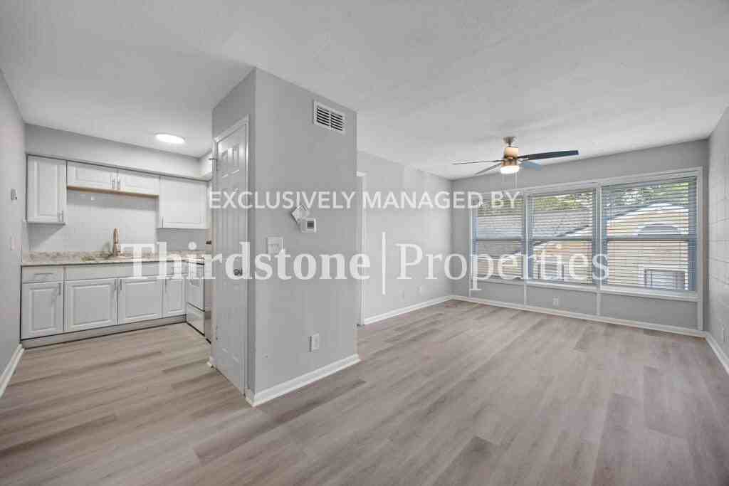 2877 Post St #8 - Photo 7 of 27