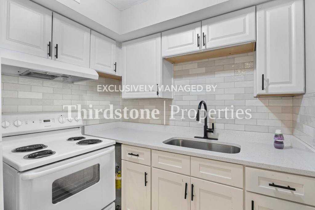 2887 Post St #2 - Photo 5 of 29