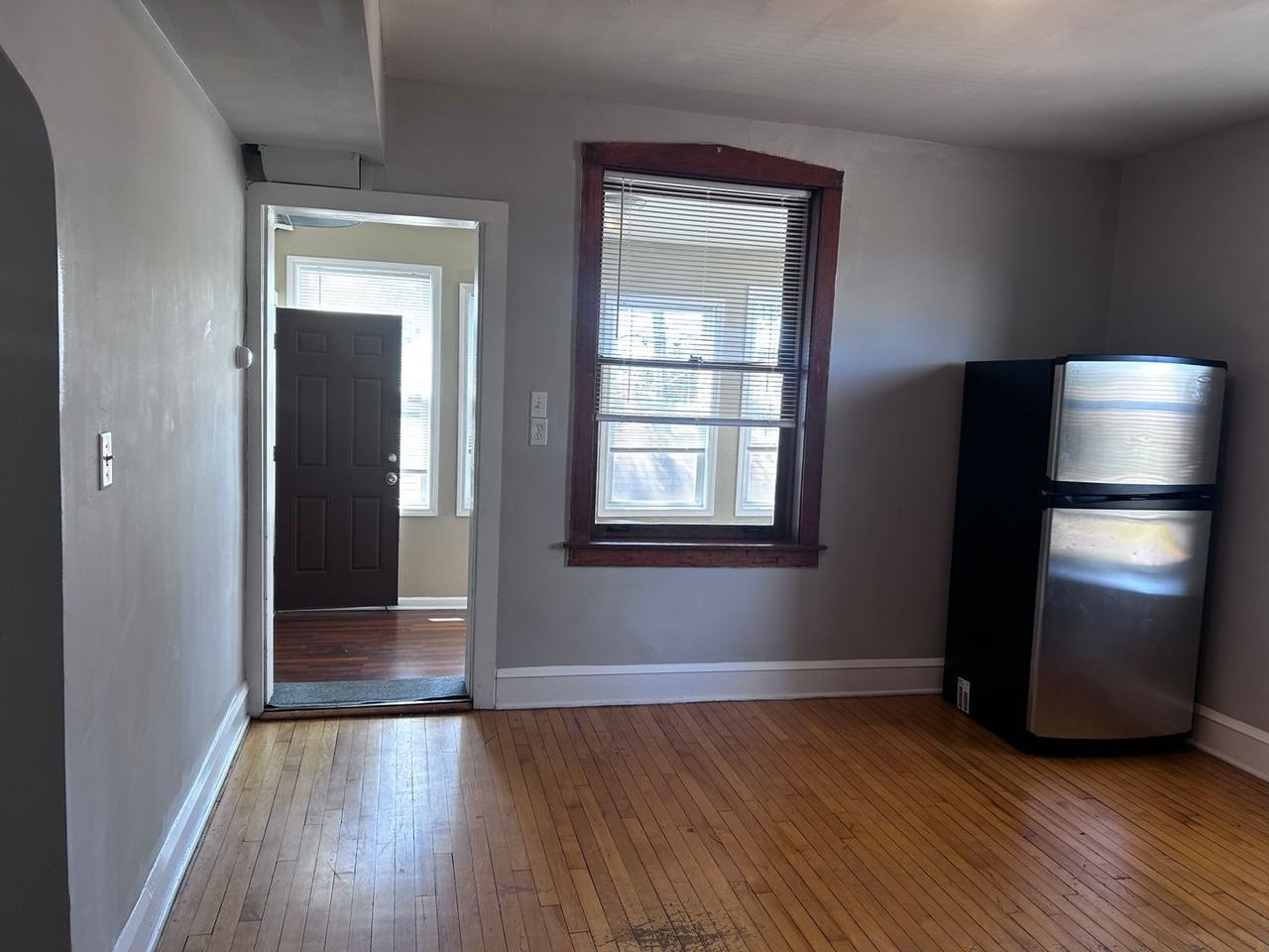 1900 Highland Ave #2R - Photo 3 of 9