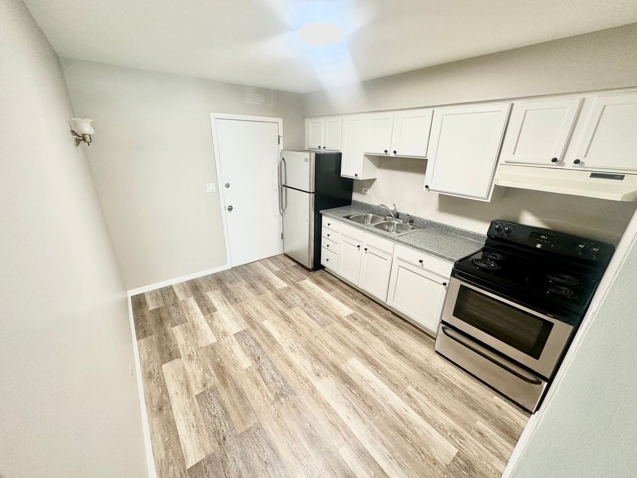 8147 Ogden Ave #1N - Photo 7 of 12