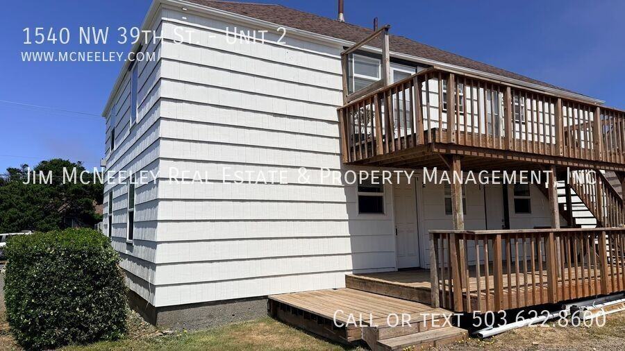 1540 Nw 39th St #2 - Photo 2 of 15