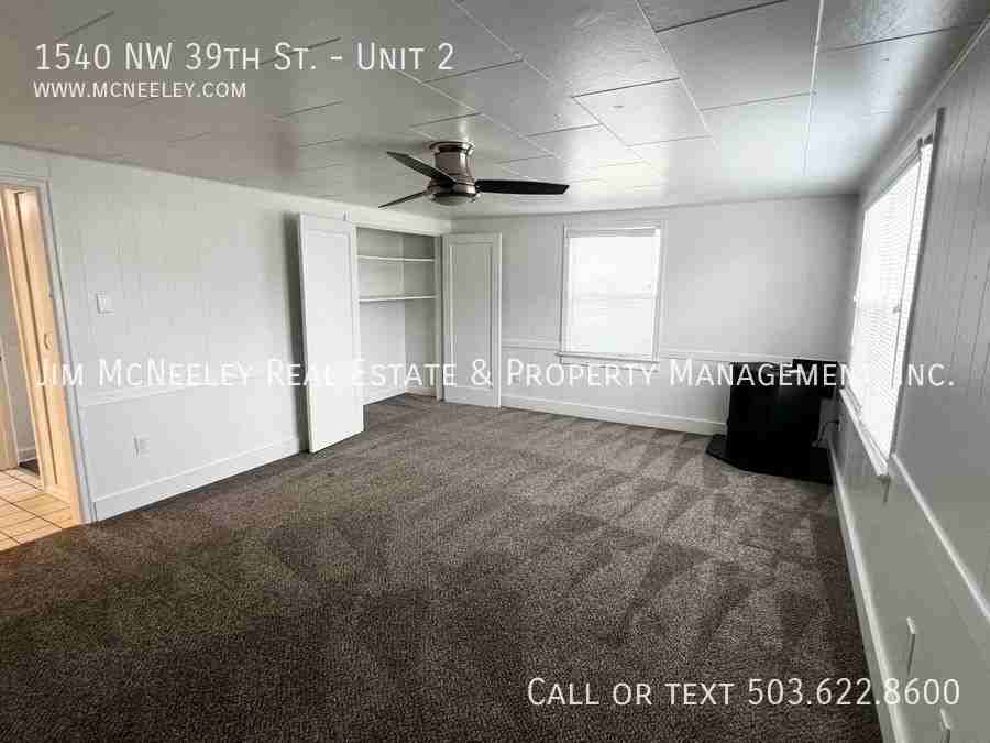 1540 Nw 39th St #2 - Photo 5 of 15