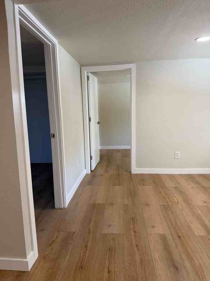 472 Arleta Ave #B - Photo 6 of 14