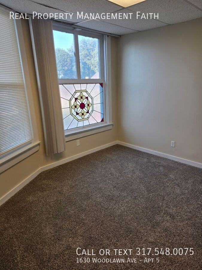 1630 Woodlawn Ave #5 - Photo 2 of 8