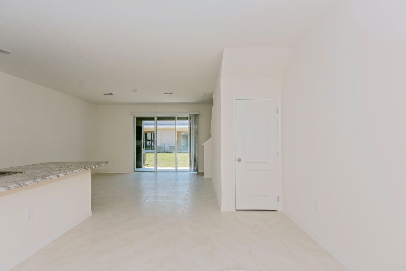 1280 Yellow Finch Dr - Photo 7 of 50