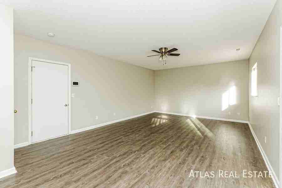 1135 Marsh Hawk Dr - Photo 2 of 20