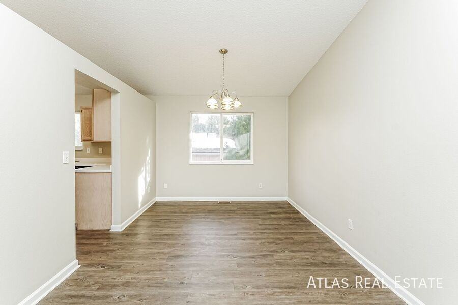 1135 Marsh Hawk Dr - Photo 5 of 20