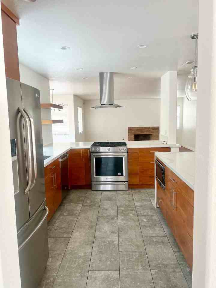 14356 Crestwood Ave - Photo 3 of 6