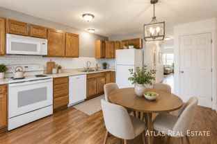 1995 Oakcrest Cir - Photo 1 of 1