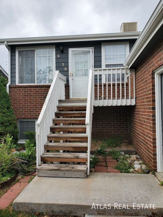 6730 E 120th Dr - Photo 2 of 20