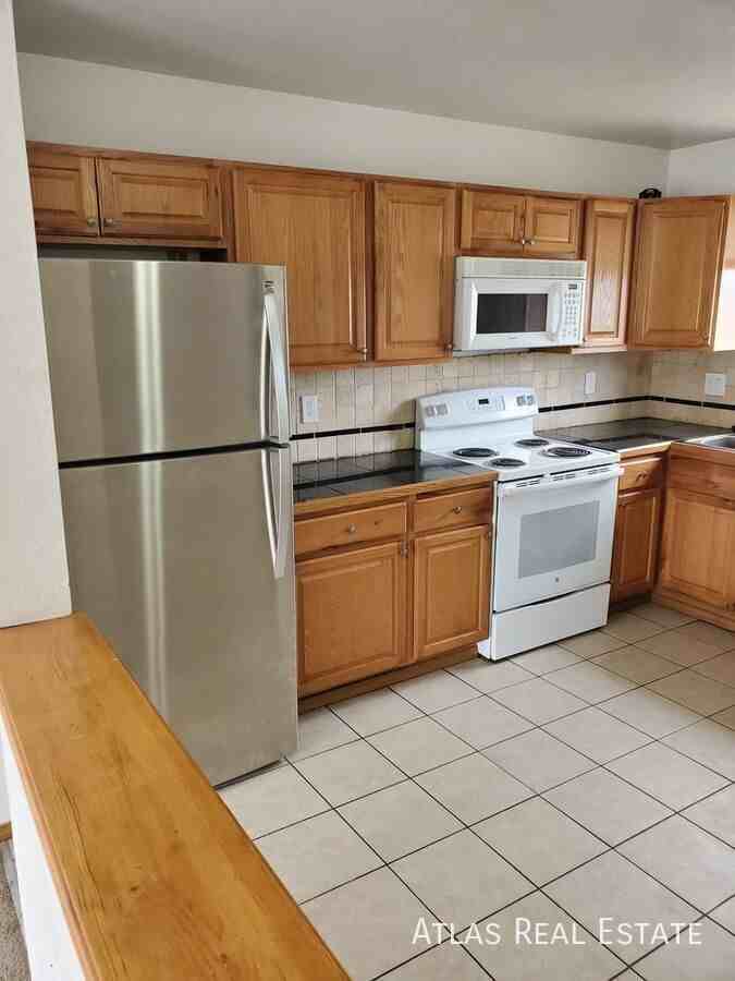 6730 E 120th Dr - Photo 5 of 20