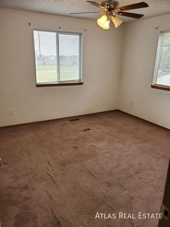 6730 E 120th Dr - Photo 7 of 20